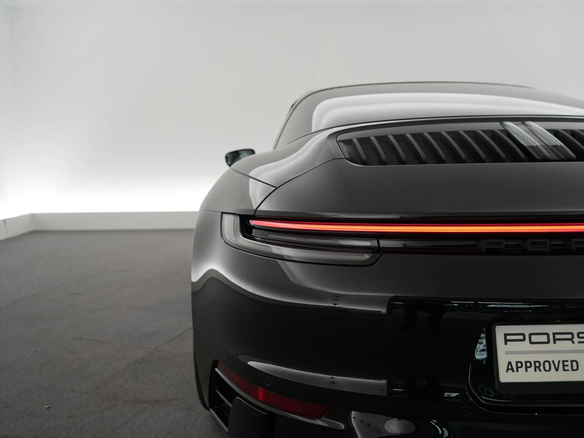 911 3.0 4 GTS Edition 50 Years Porsche Design