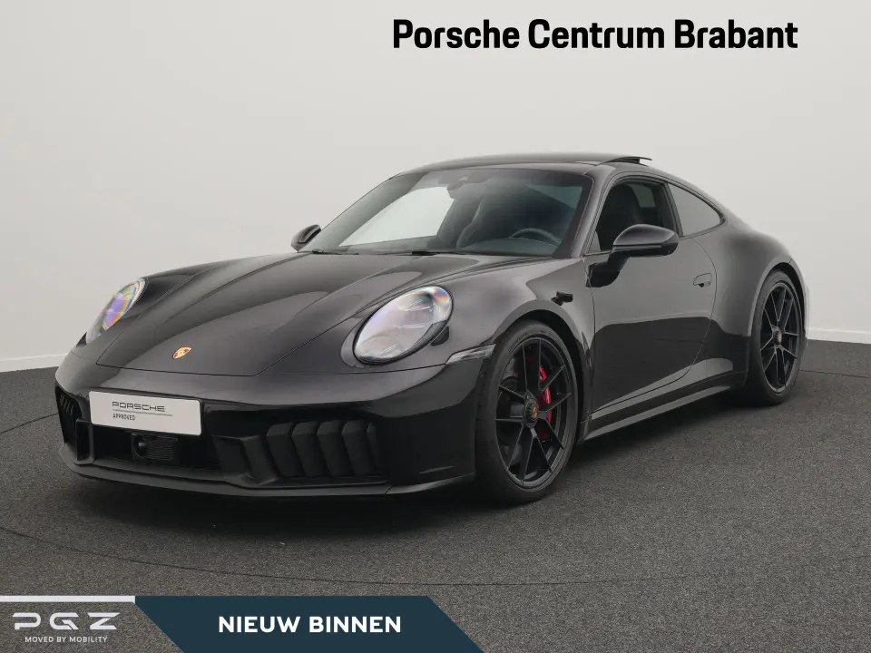 Porsche 911 Carrera 4 GTS