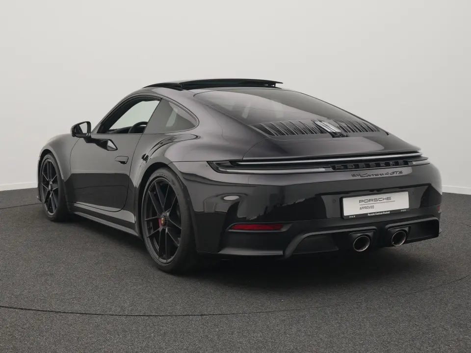 Porsche 911 Carrera 4 GTS