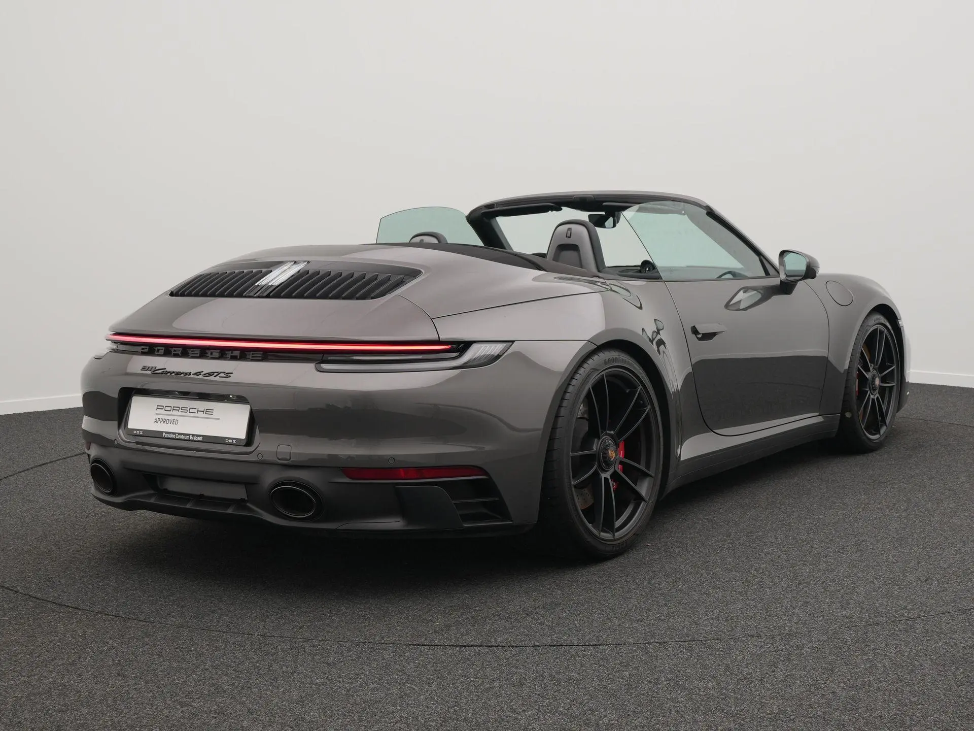911 Carrera 4 GTS Cabriolet