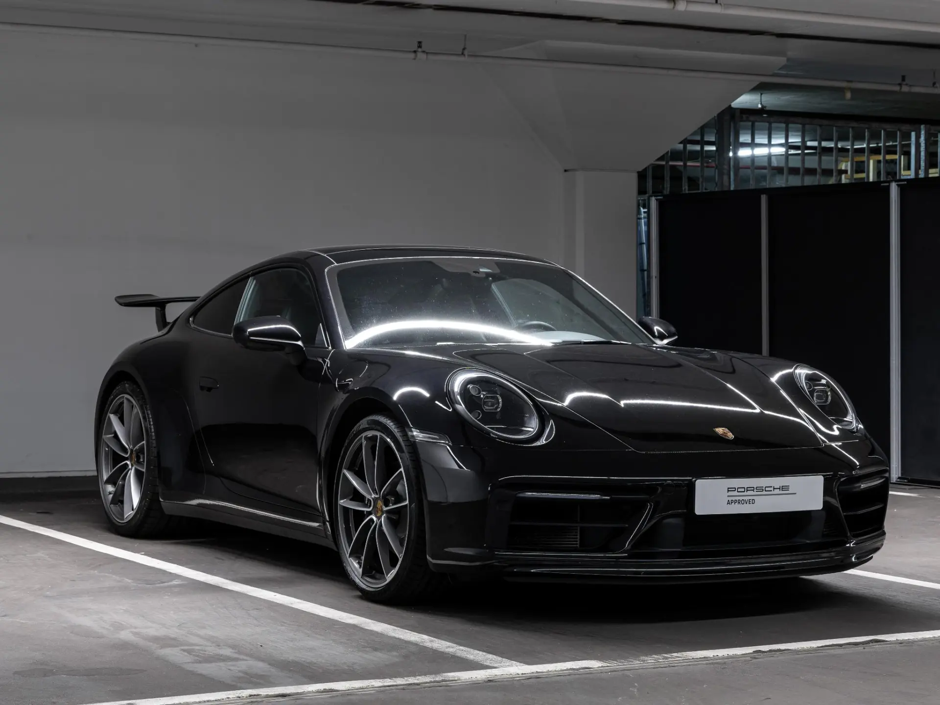 911 