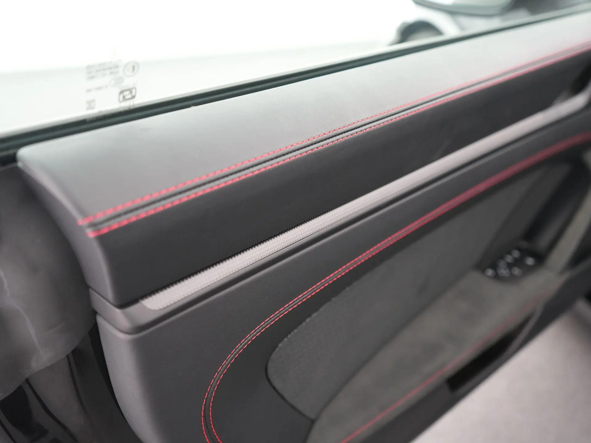 911 Cabrio 3.6 T-Hybrid Carrera 4 GTS