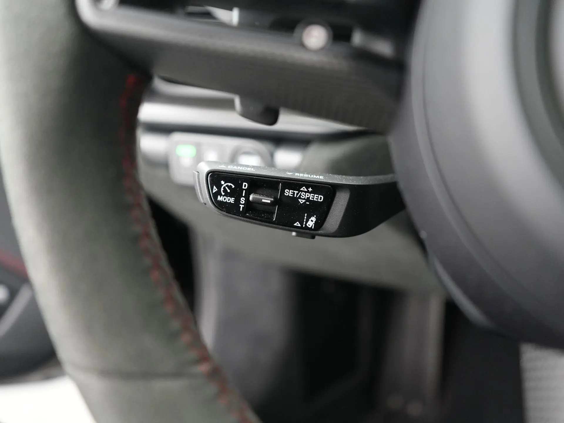 911 Cabrio 3.6 T-Hybrid Carrera 4 GTS