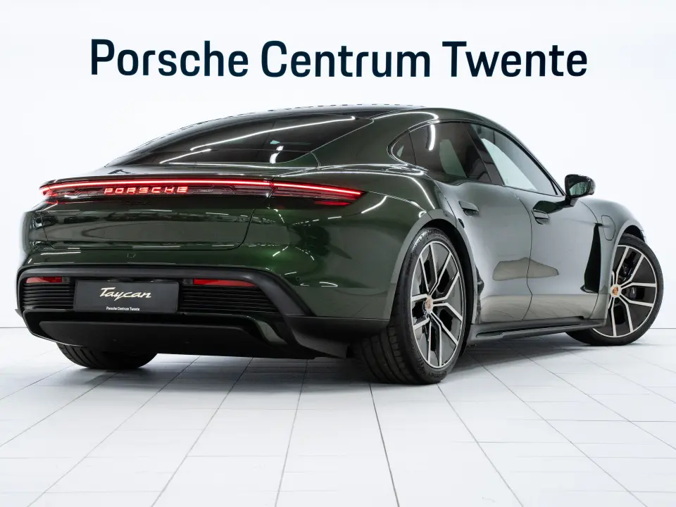 Porsche Taycan Black Edition