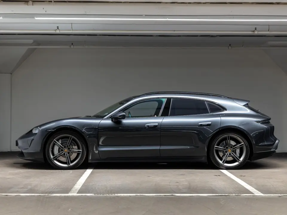 Porsche Taycan Sport Turismo 