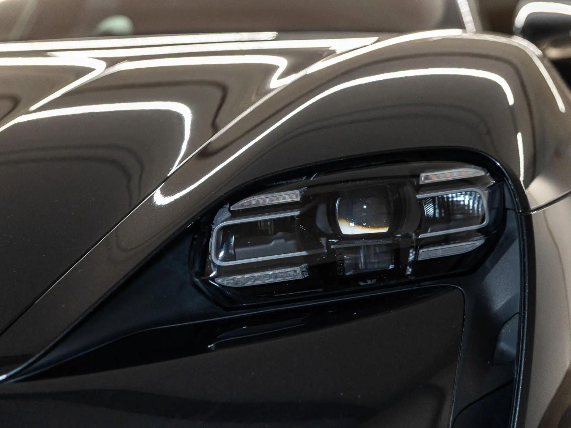 Taycan Sport Turismo 