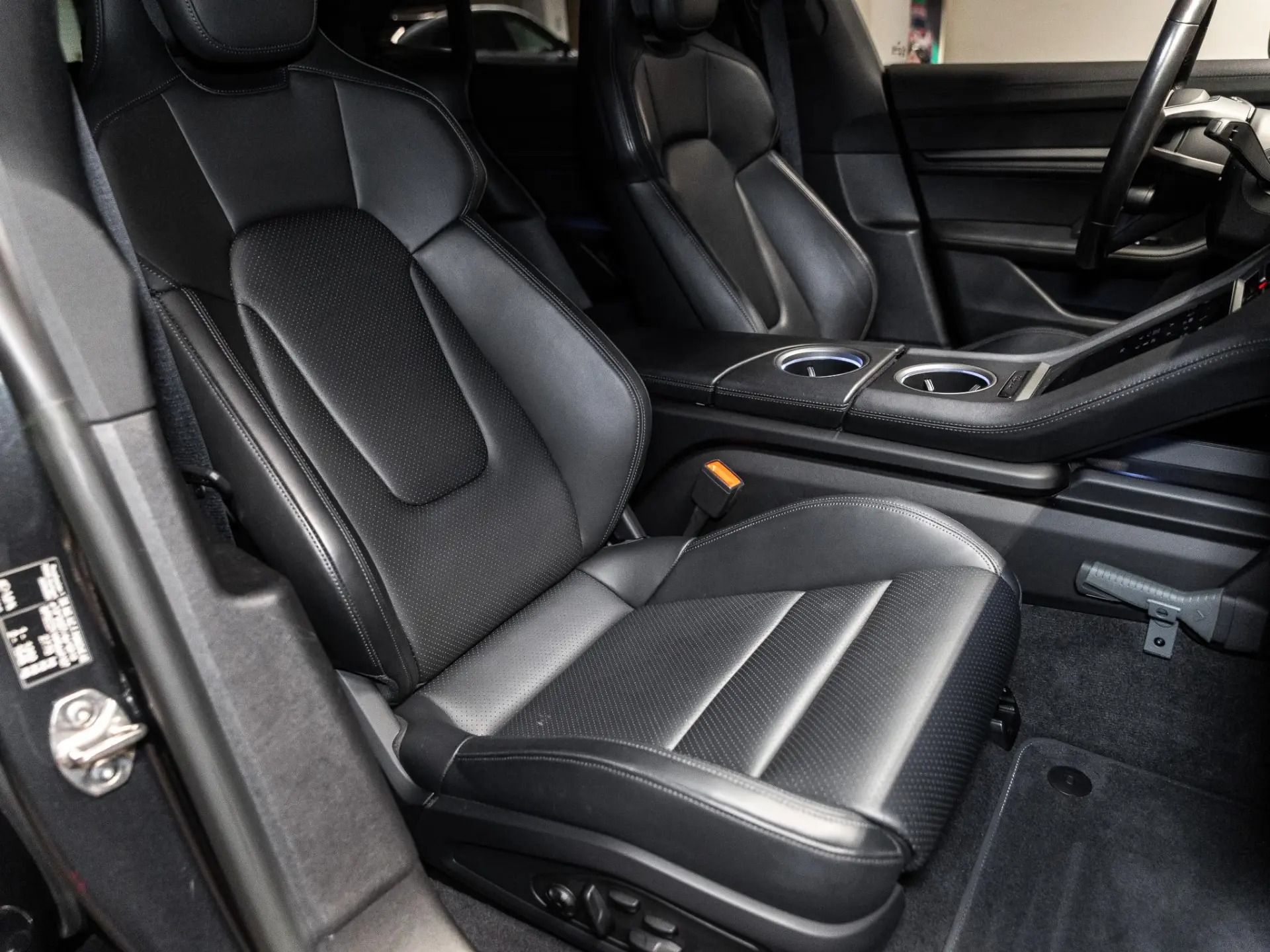 Taycan Sport Turismo 
