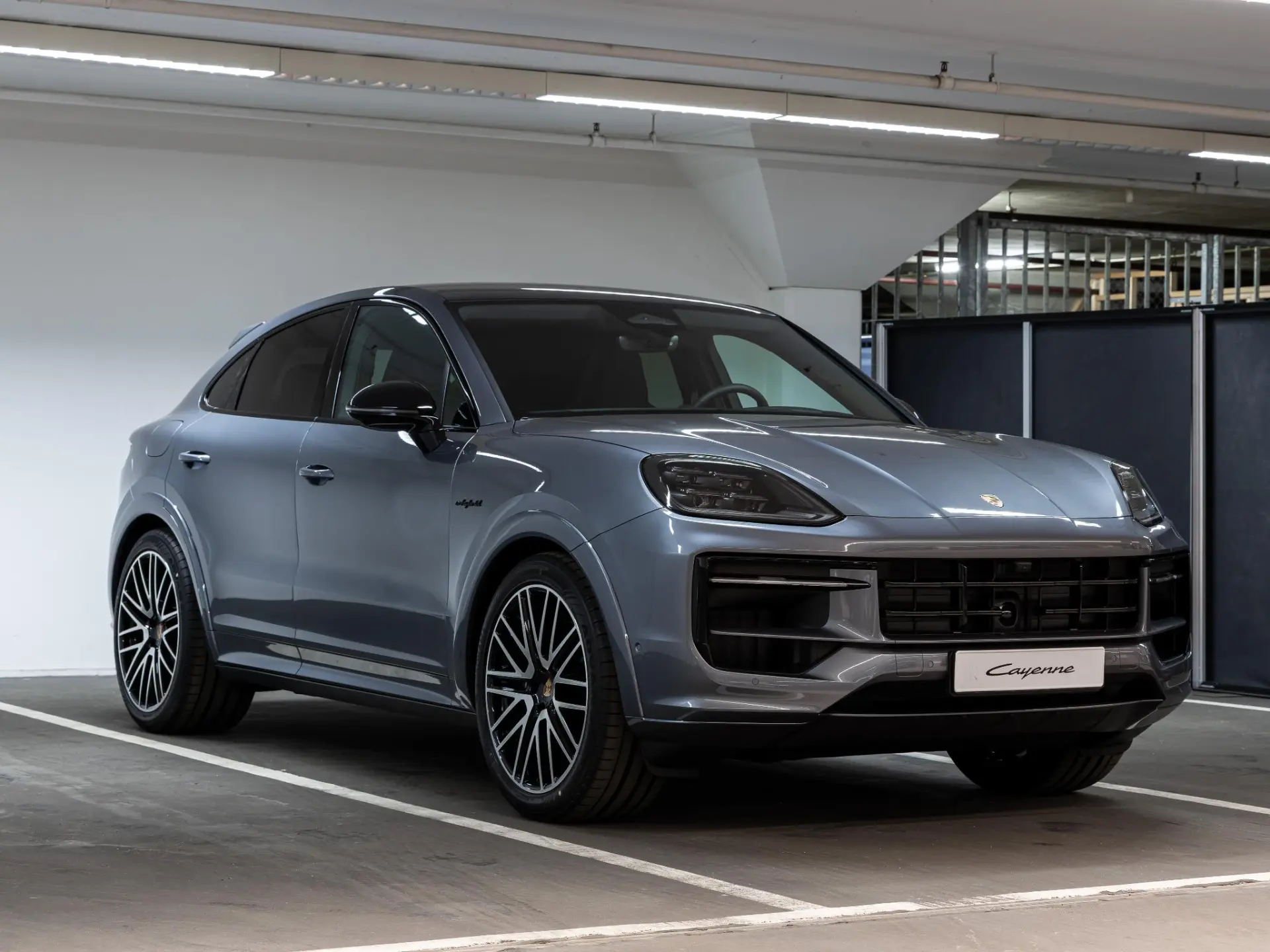 Cayenne Coupé 3.0 E-Hybrid Black Edition