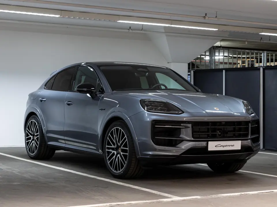 Cayenne Coupé 3.0 E-Hybrid Black Edition