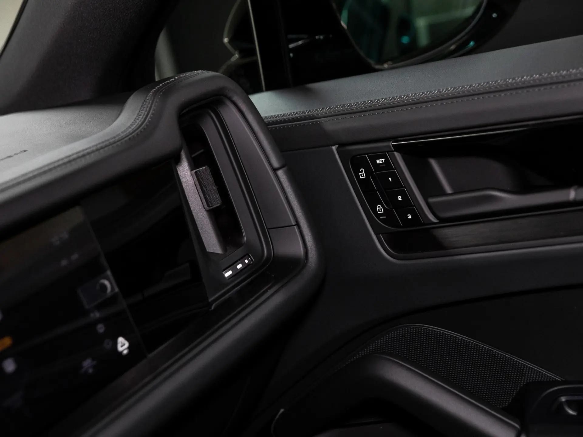 Cayenne Coupé 3.0 E-Hybrid Black Edition