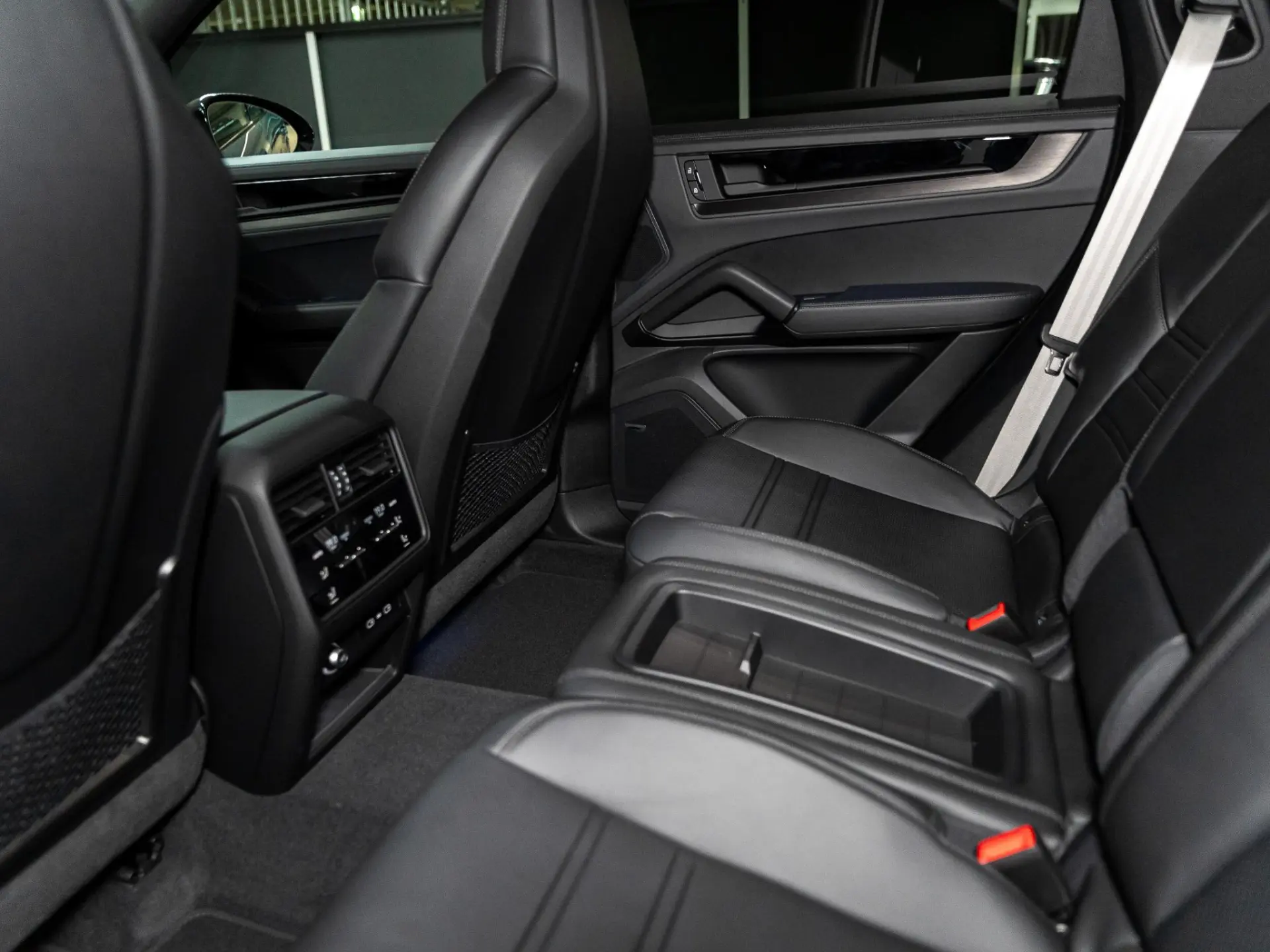 Cayenne Coupé 3.0 E-Hybrid Black Edition
