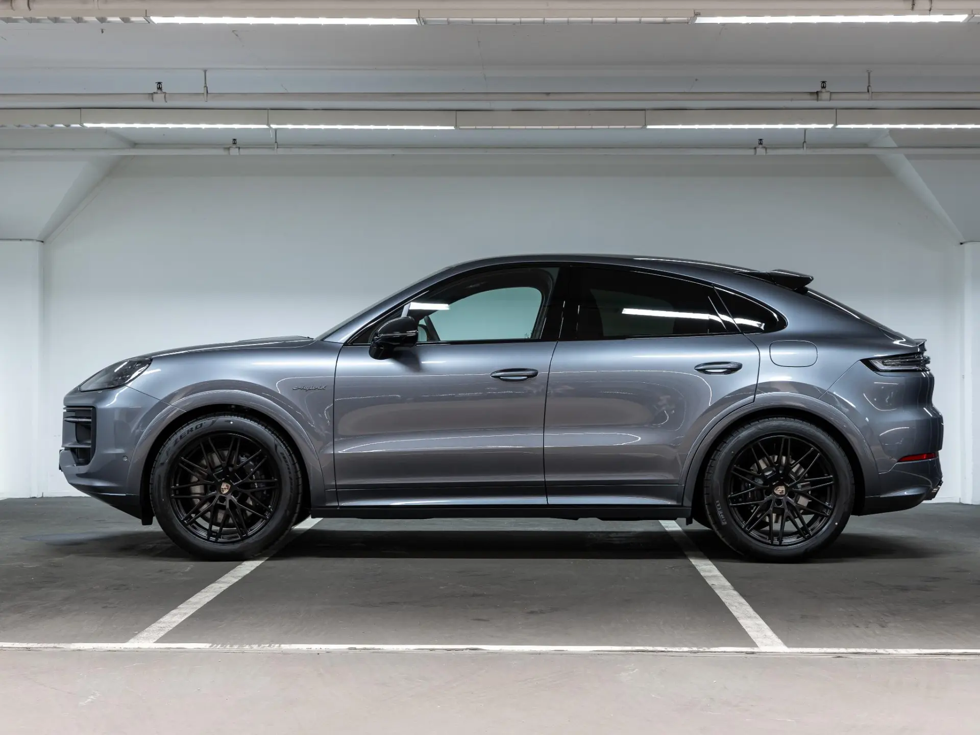 Cayenne Coupé 3.0 E-Hybrid Black Edition