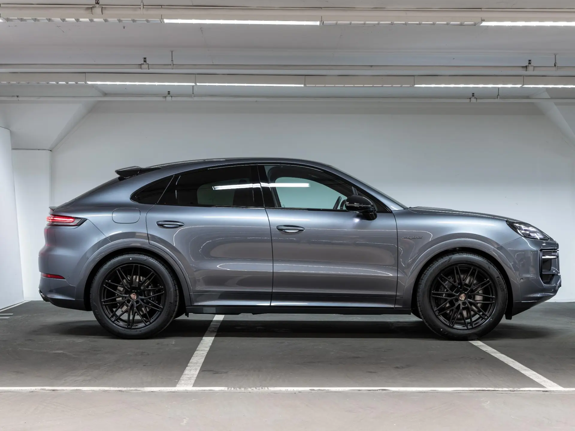 Cayenne Coupé 3.0 E-Hybrid Black Edition