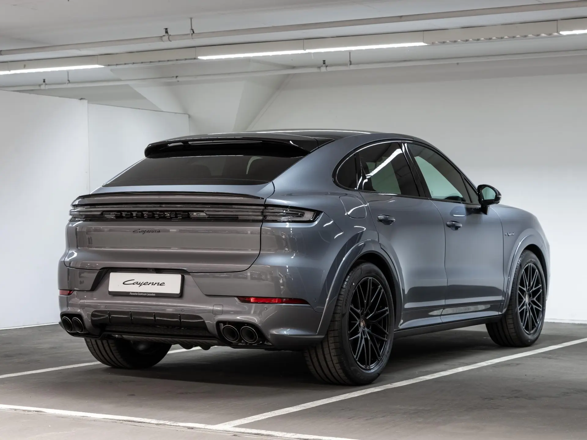 Cayenne Coupé 3.0 E-Hybrid Black Edition