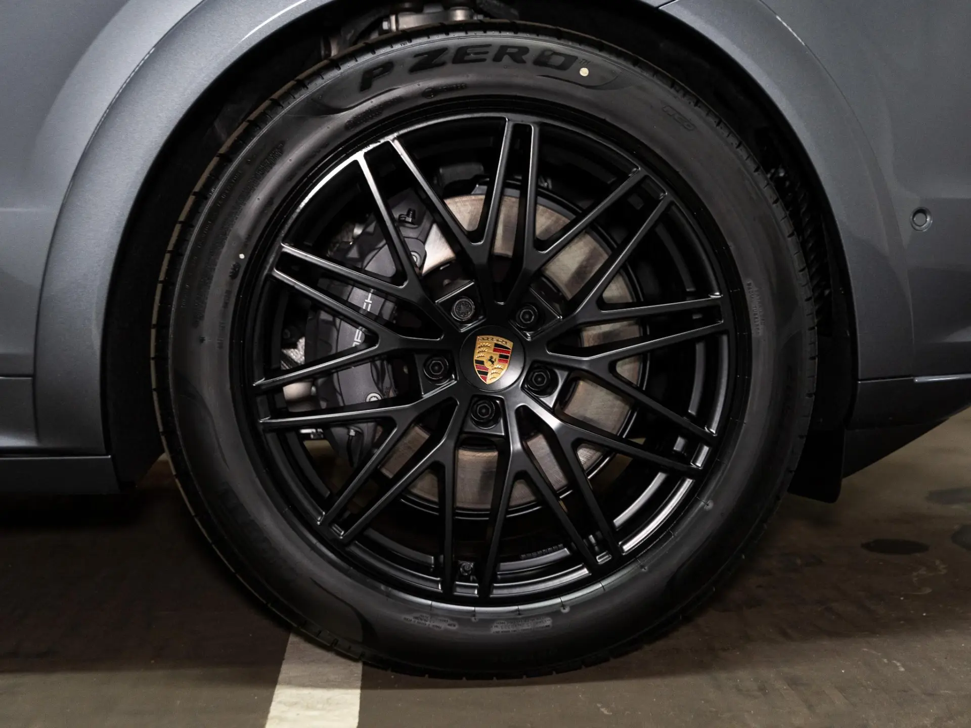 Cayenne Coupé 3.0 E-Hybrid Black Edition