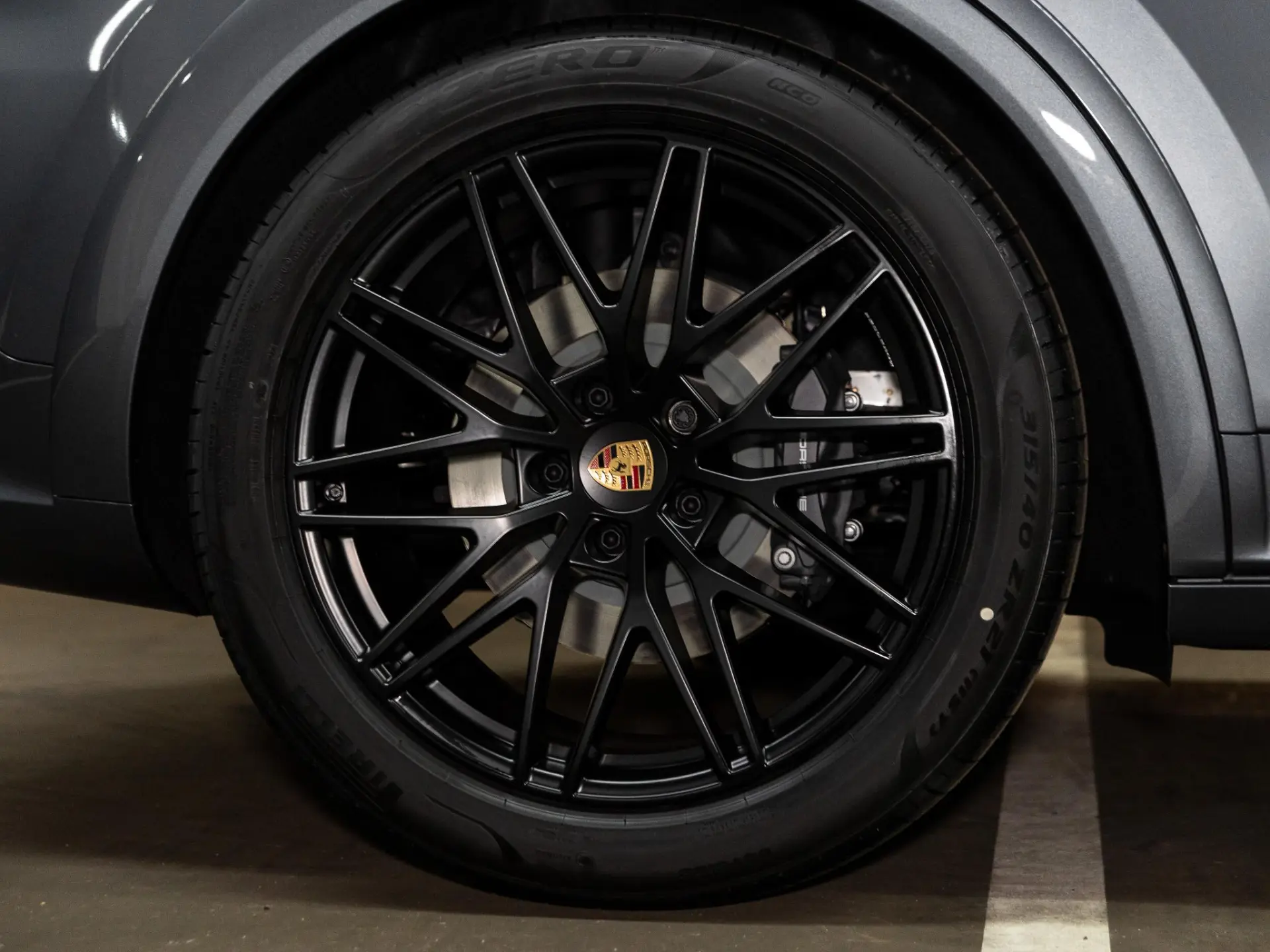 Cayenne Coupé 3.0 E-Hybrid Black Edition
