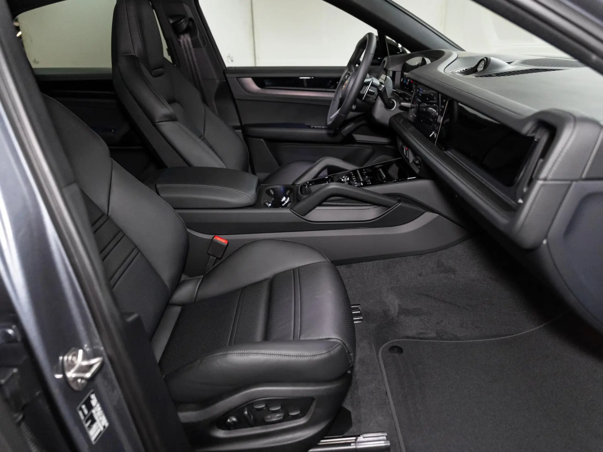 Cayenne Coupé 3.0 E-Hybrid Black Edition