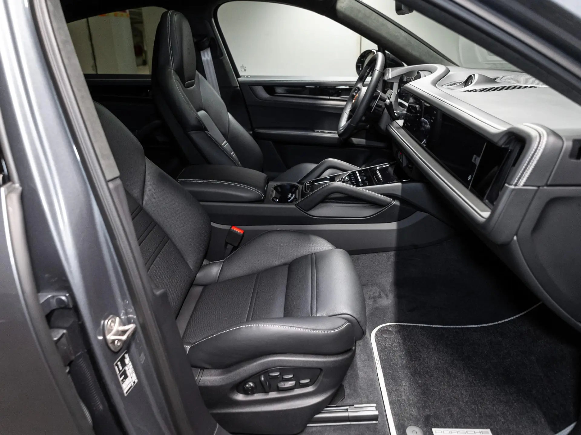 Cayenne Coupé 3.0 S E-Hybrid Black Edition
