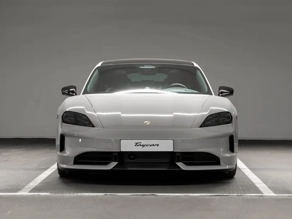 Taycan 4 Black Edition 105 kWh