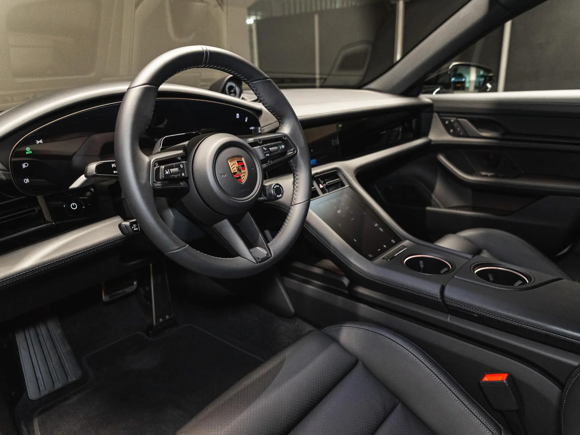 Taycan 4 Black Edition 105 kWh