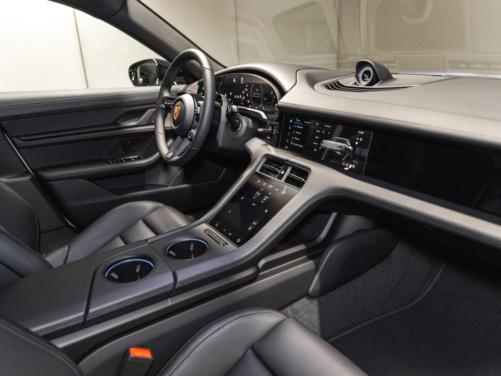Taycan 4 Black Edition 105 kWh