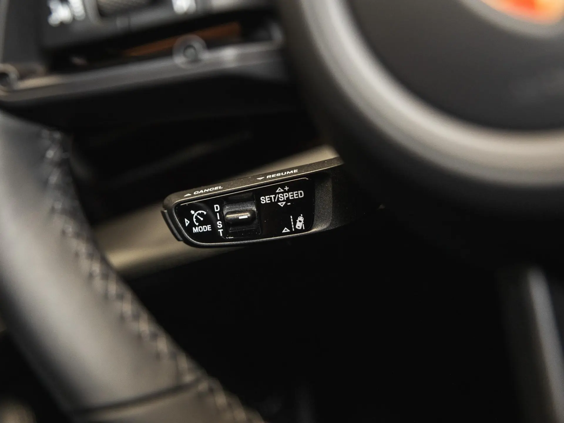 Taycan 4 Black Edition 105 kWh