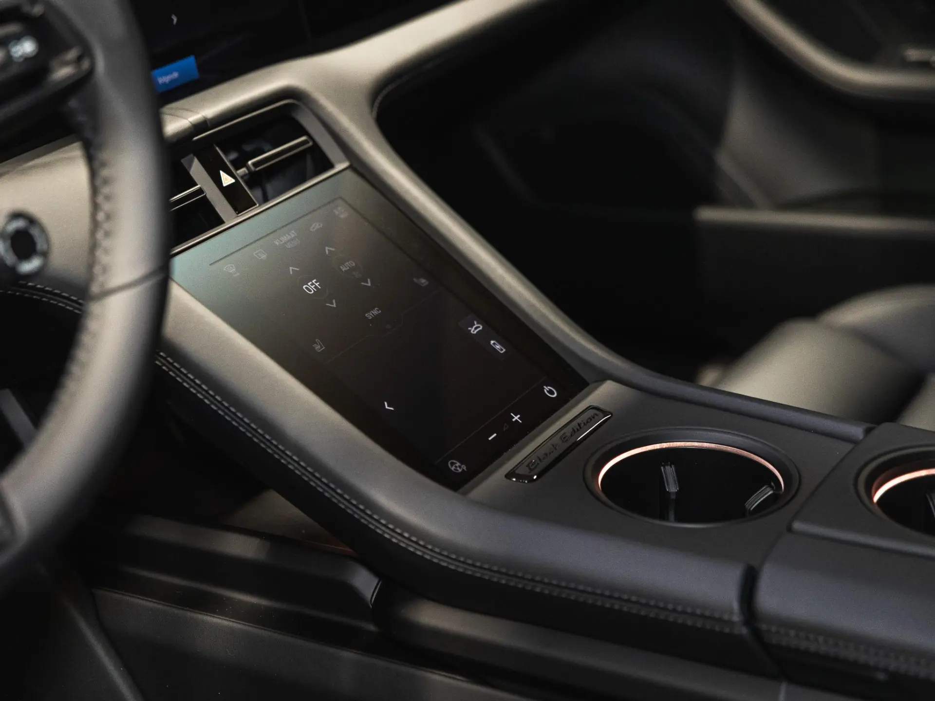 Taycan 4 Black Edition 105 kWh