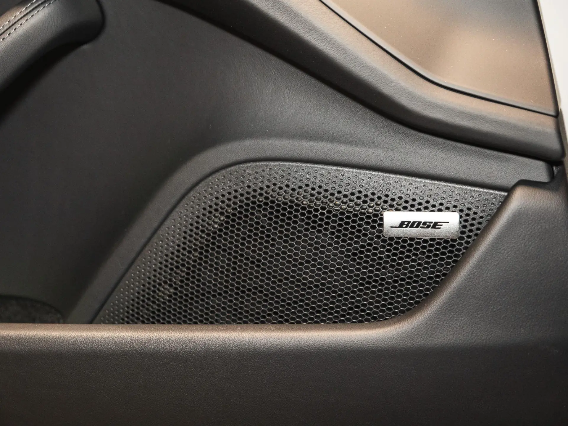 Taycan 4 Black Edition 105 kWh