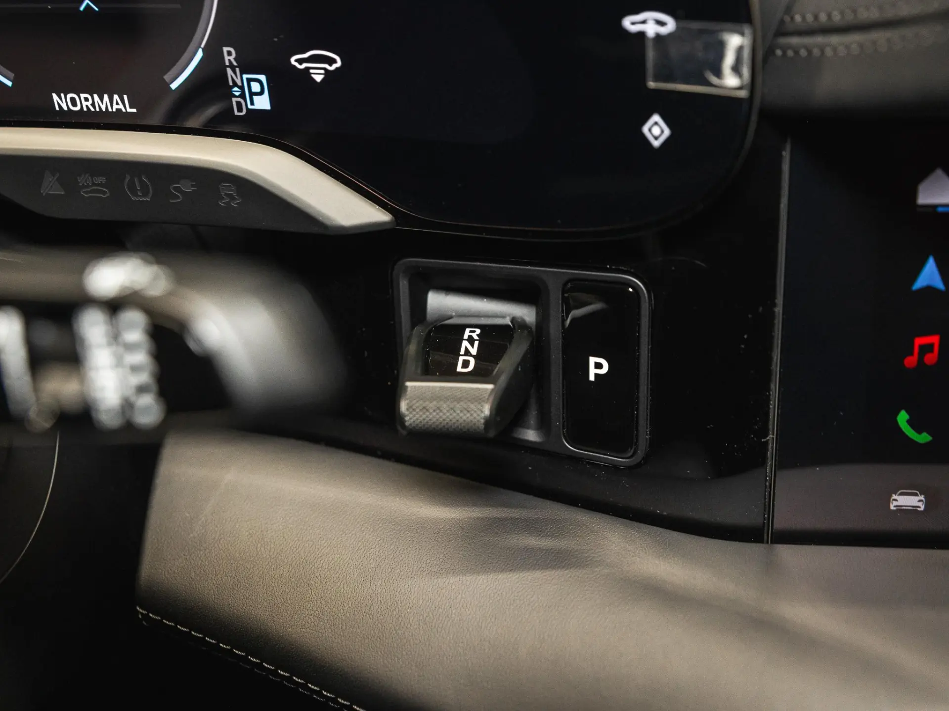 Taycan 4 Black Edition 105 kWh