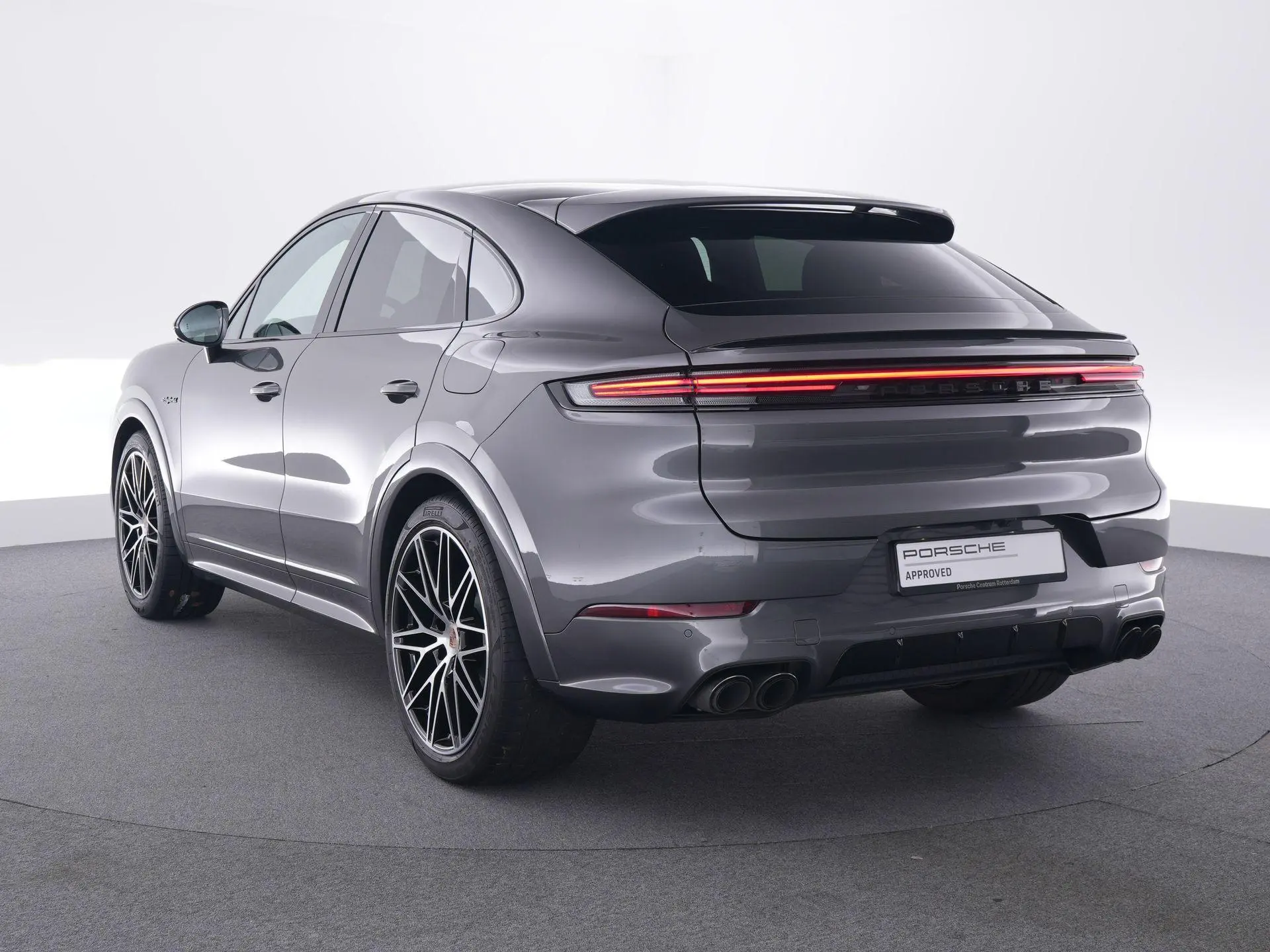 Cayenne Coupé 3.0 E-Hybrid