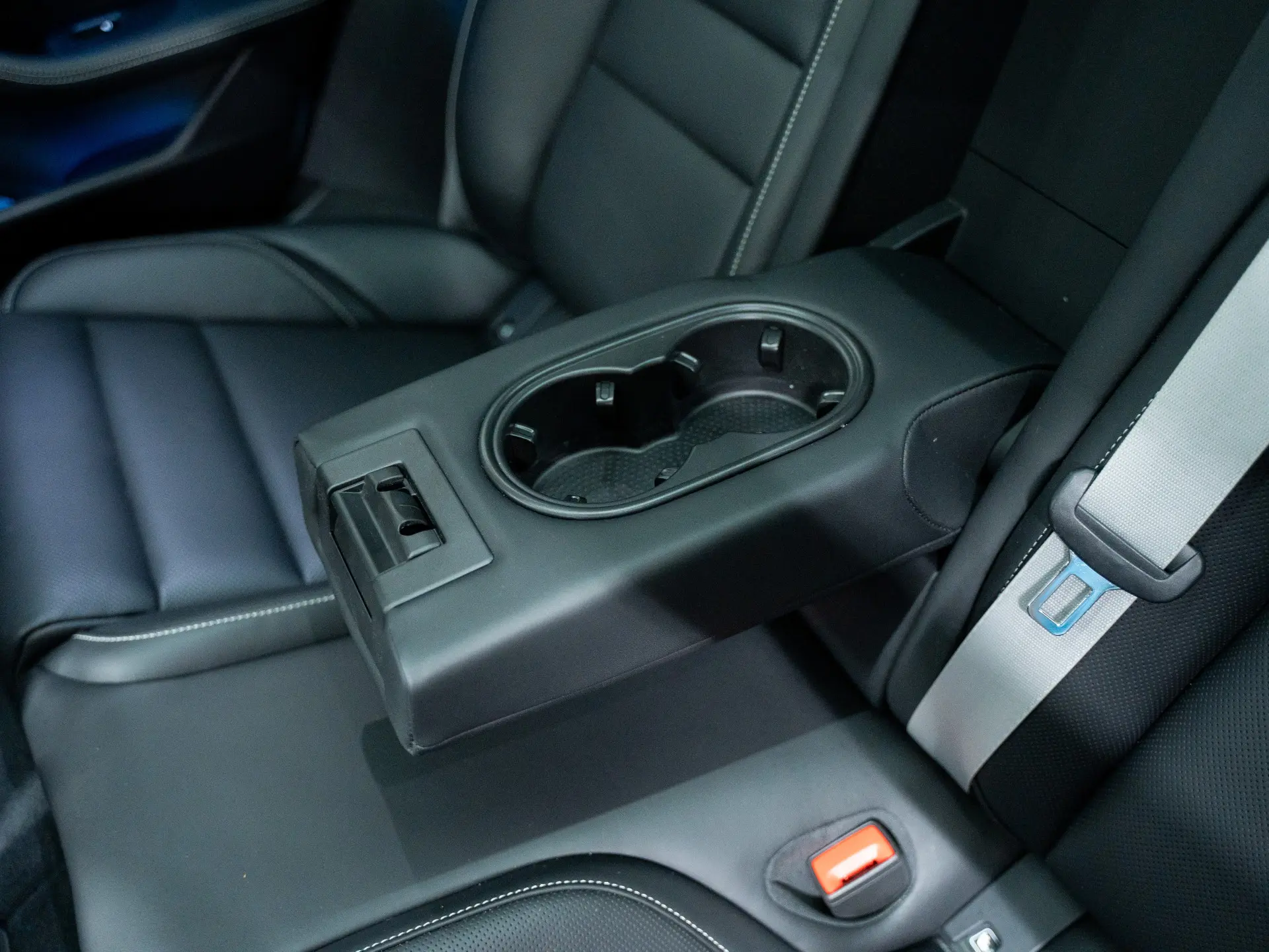 Taycan turbo s Sport Turismo