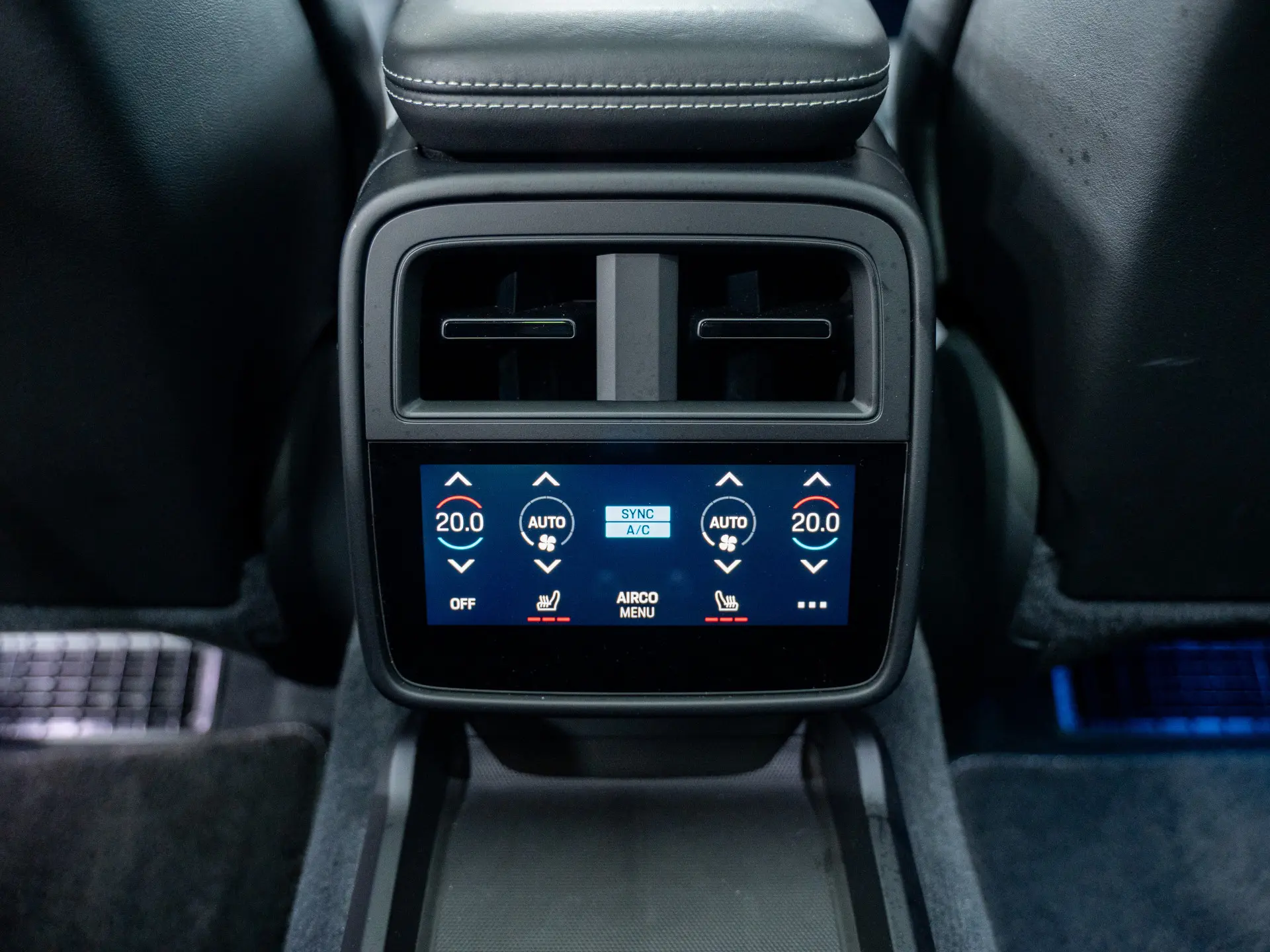 Taycan turbo s Sport Turismo