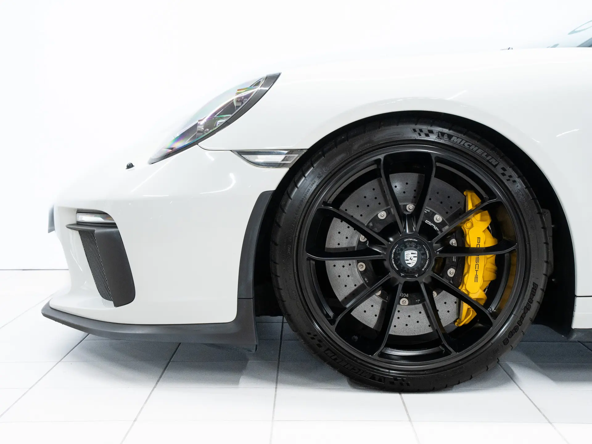 911 GT3 Touring