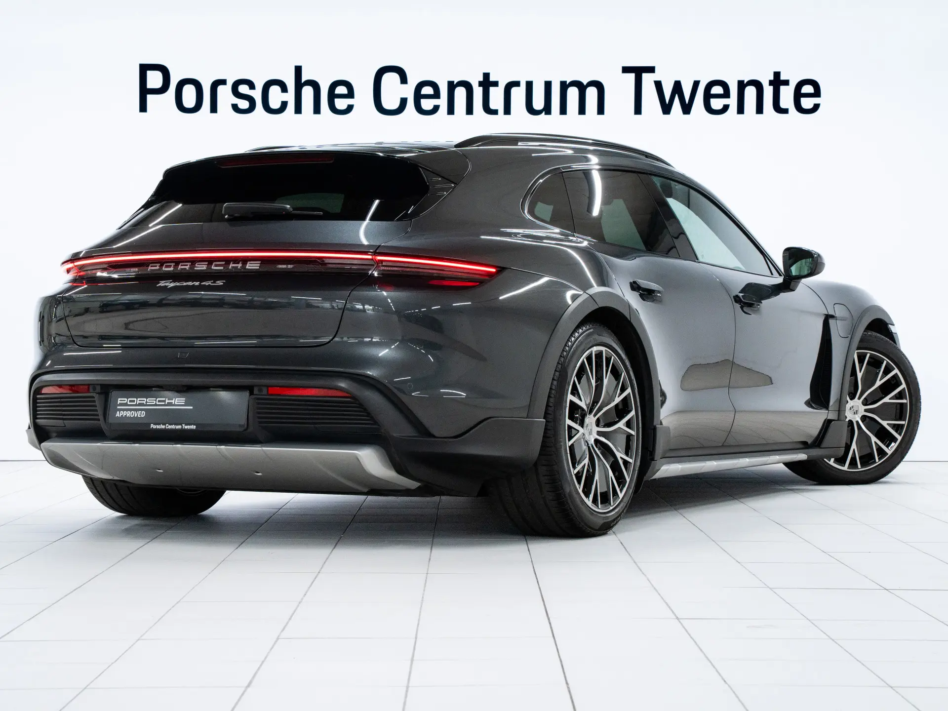 Taycan 4S Cross Turismo