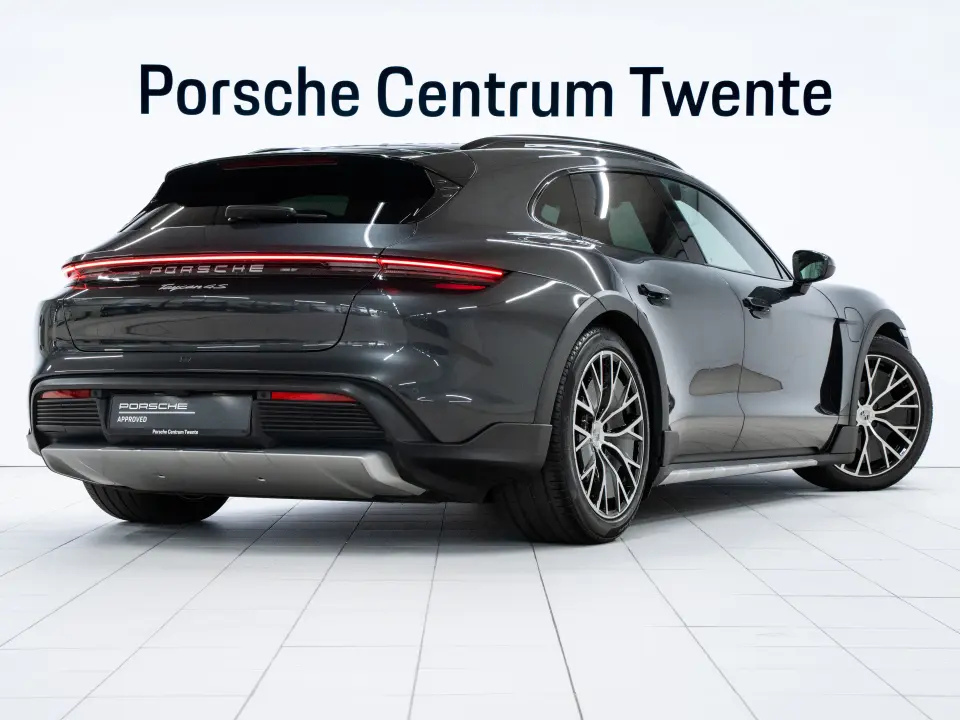 Taycan 4S Cross Turismo