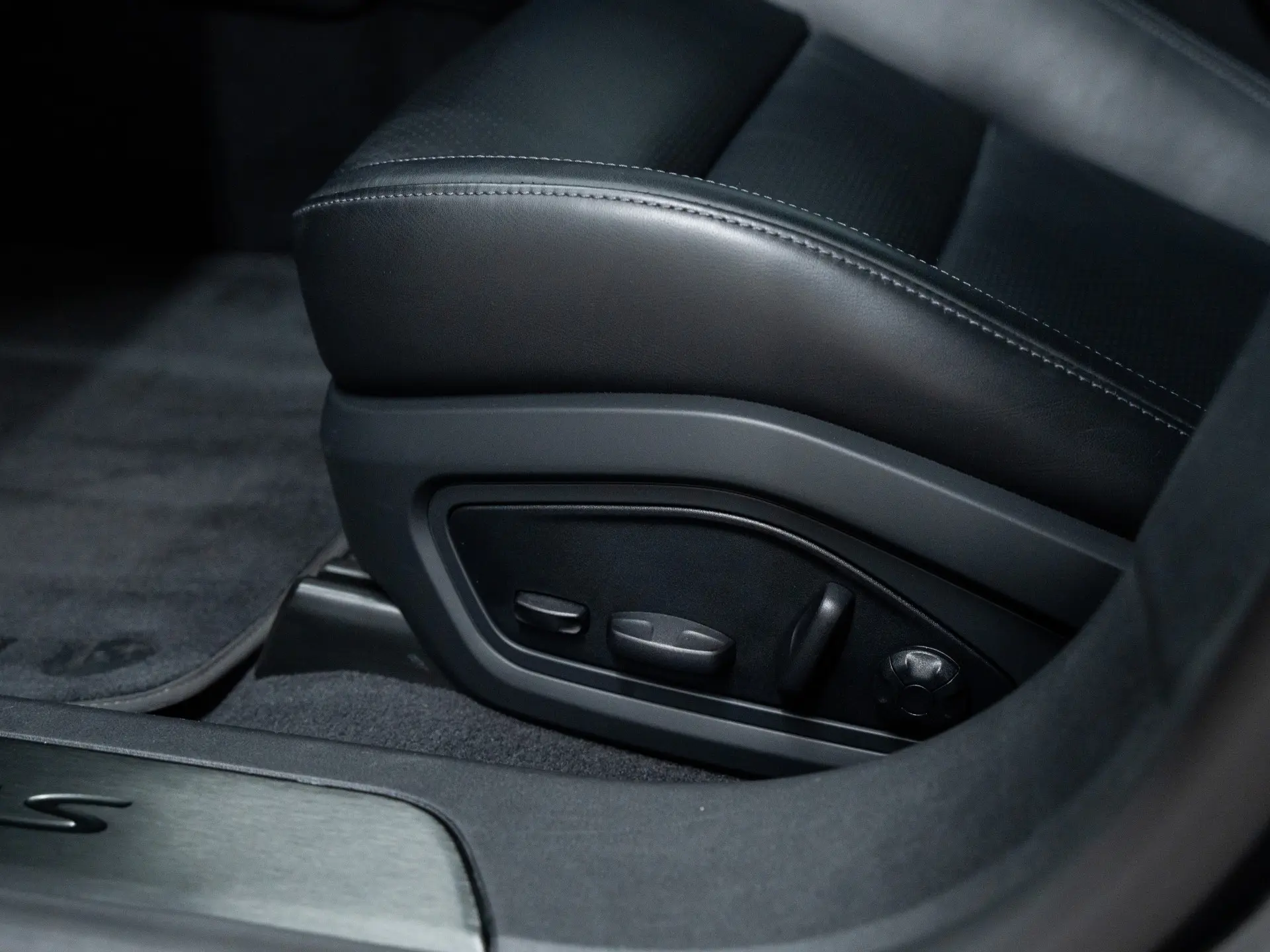 Taycan 4S Cross Turismo