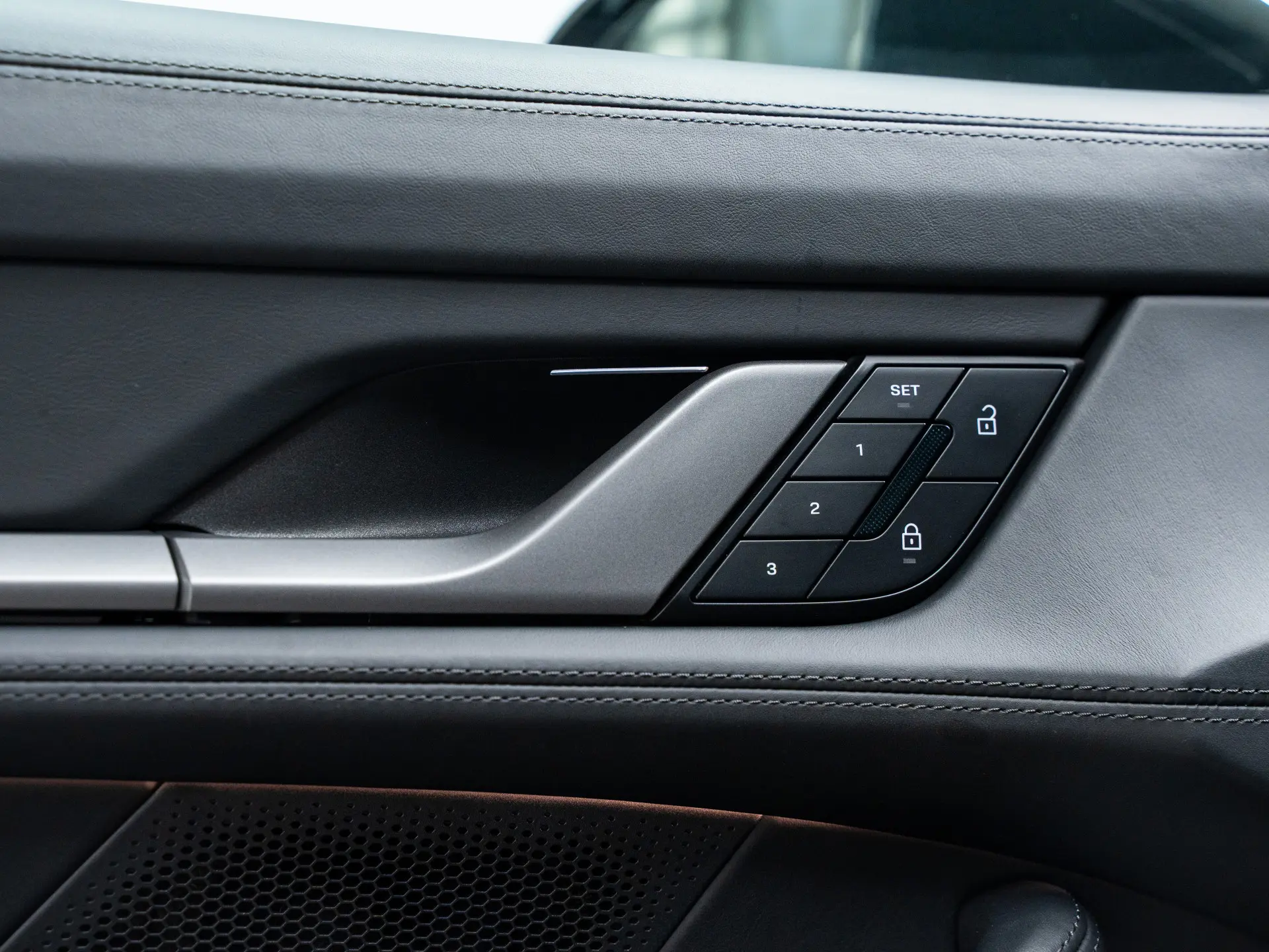 Taycan 4S Cross Turismo