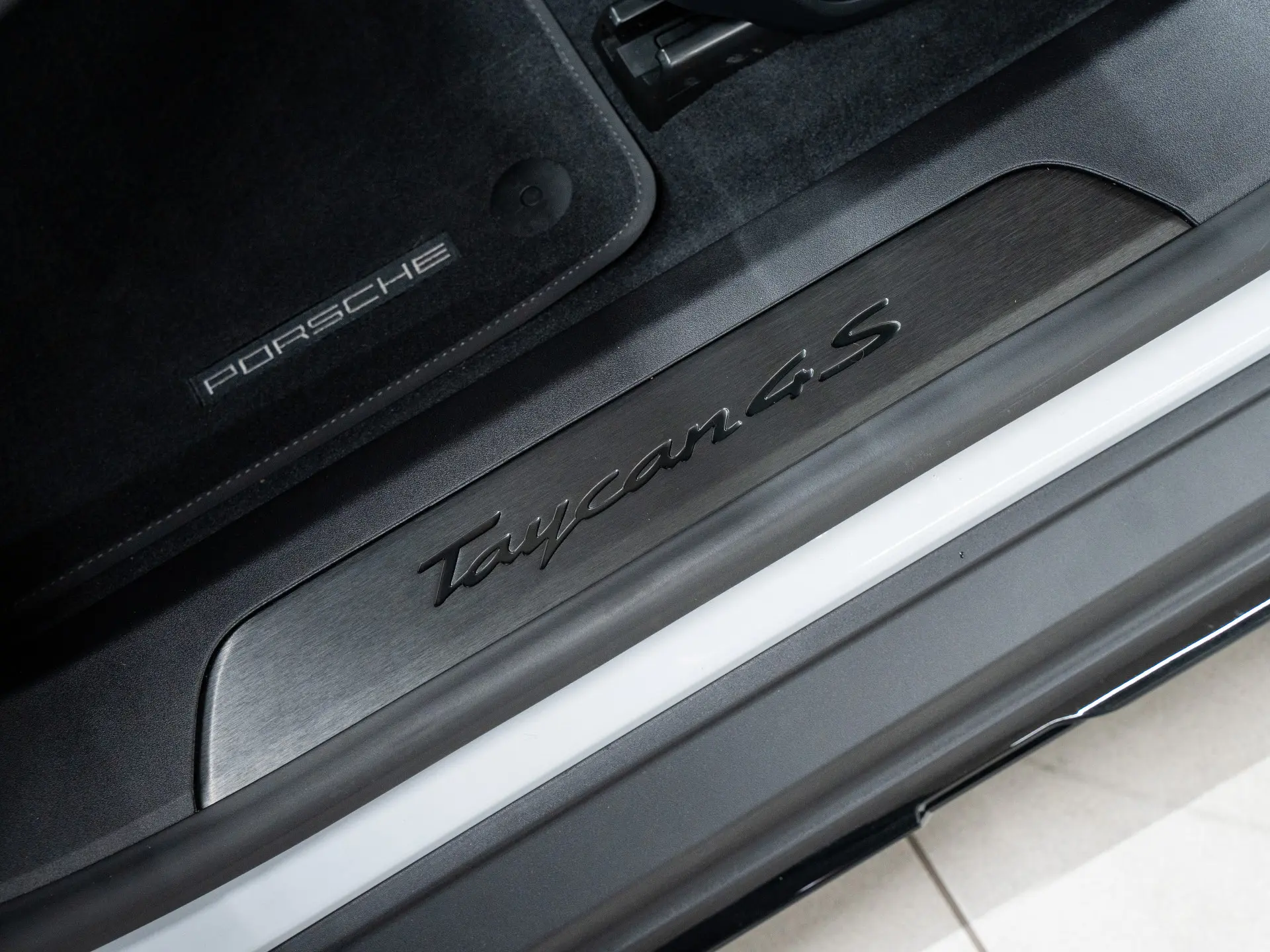 Taycan 4S Cross Turismo