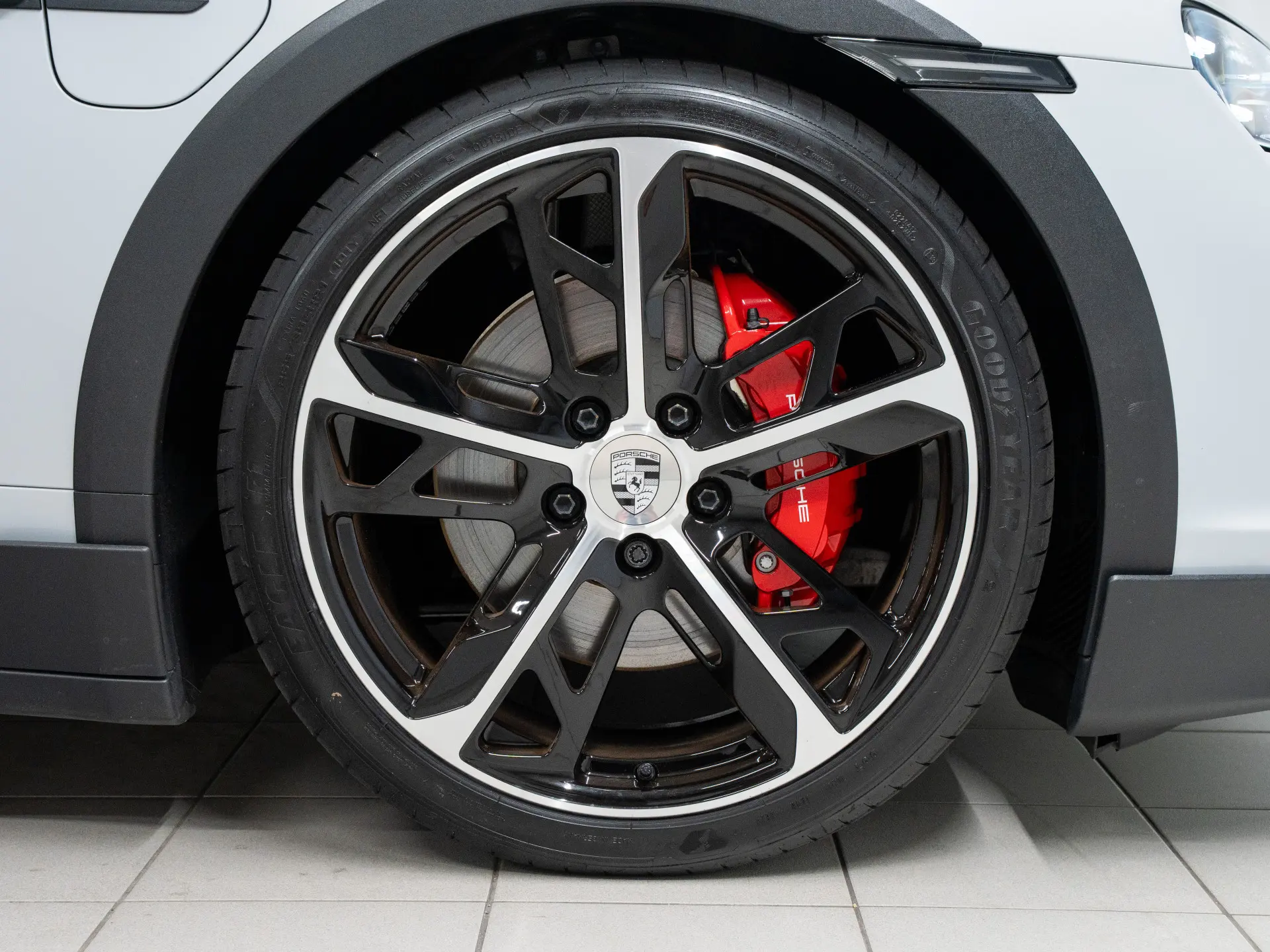 Taycan 4S Cross Turismo