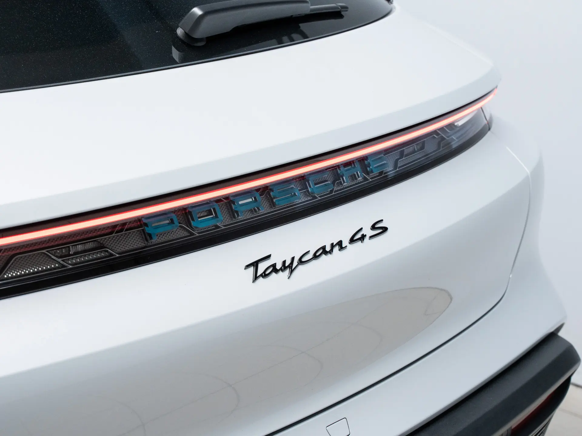 Taycan 4S Cross Turismo
