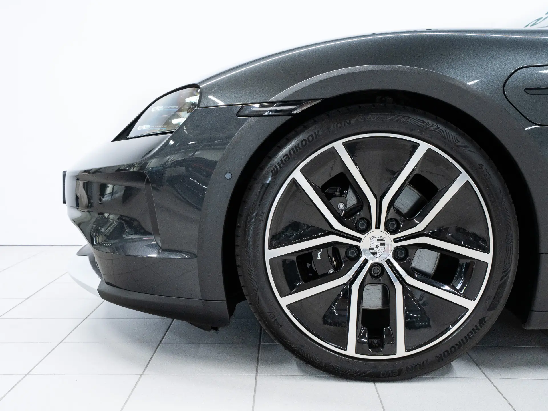 Taycan 4S Cross Turismo