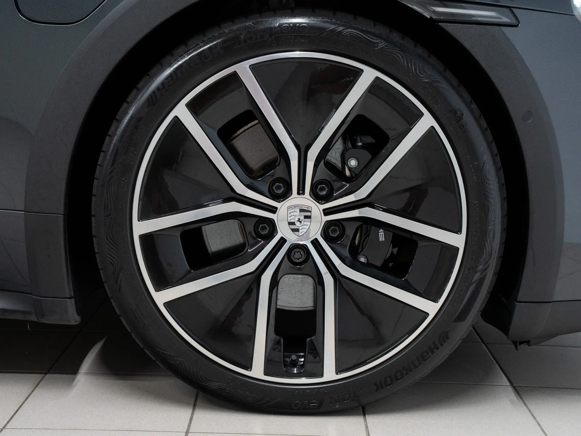 Taycan 4S Cross Turismo