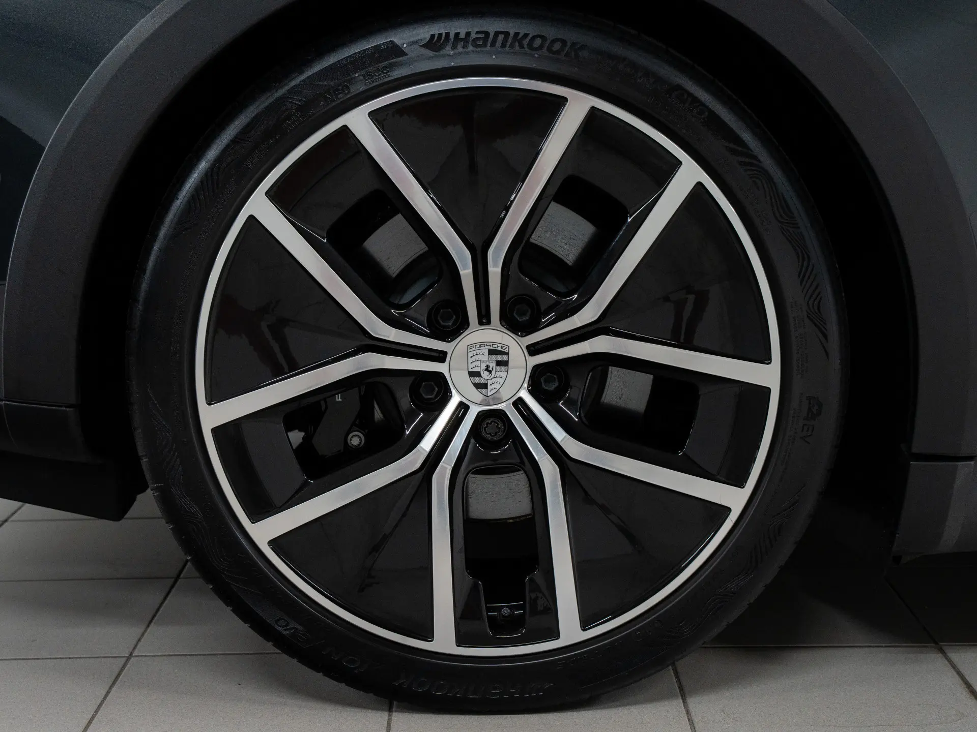 Taycan 4S Cross Turismo