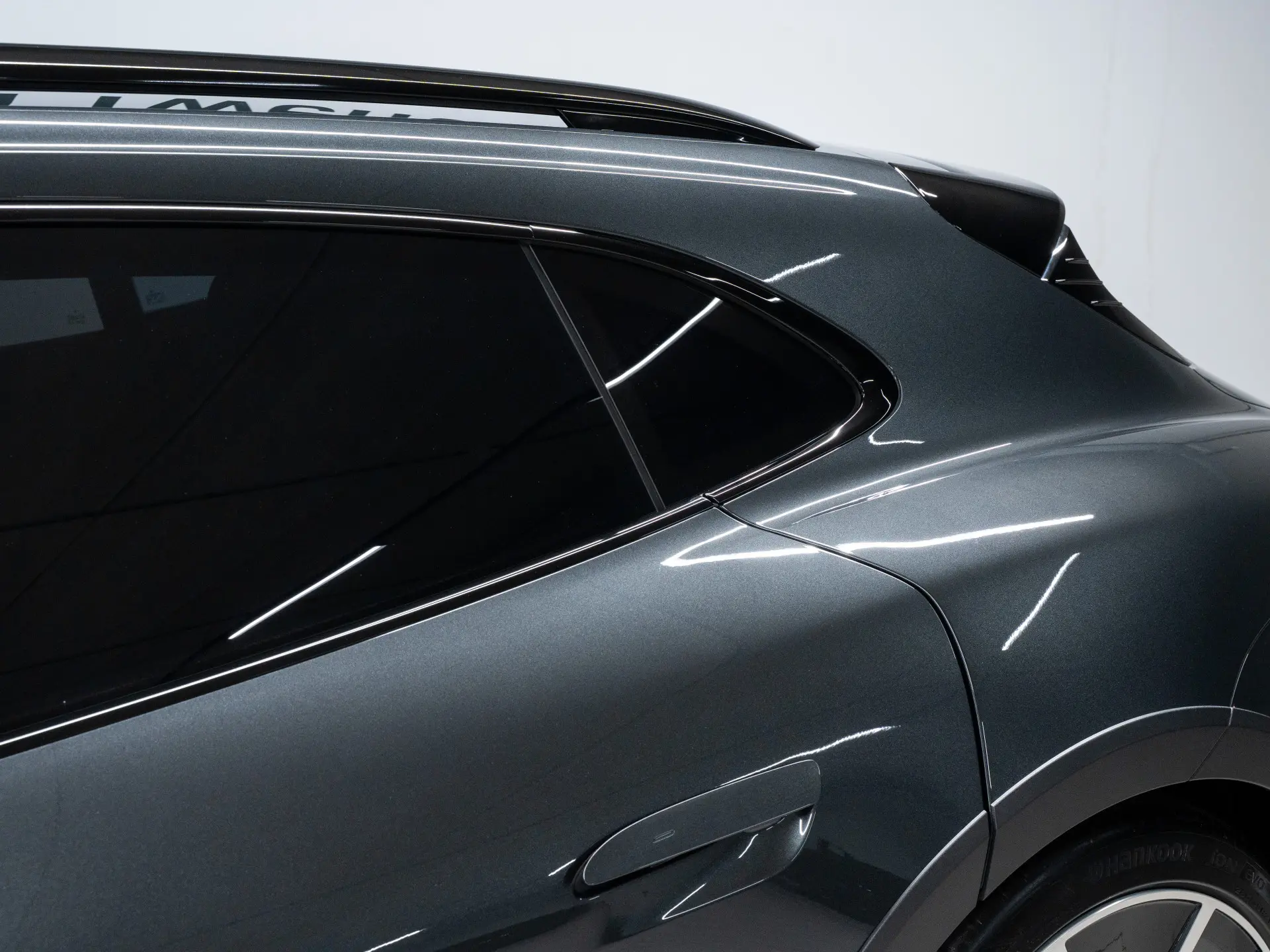 Taycan 4S Cross Turismo