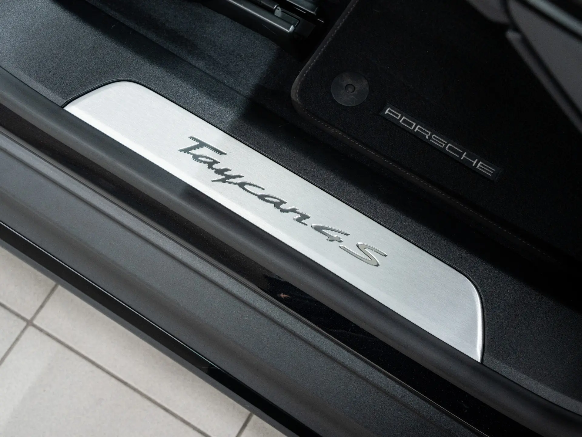 Taycan 4S Sport Turismo