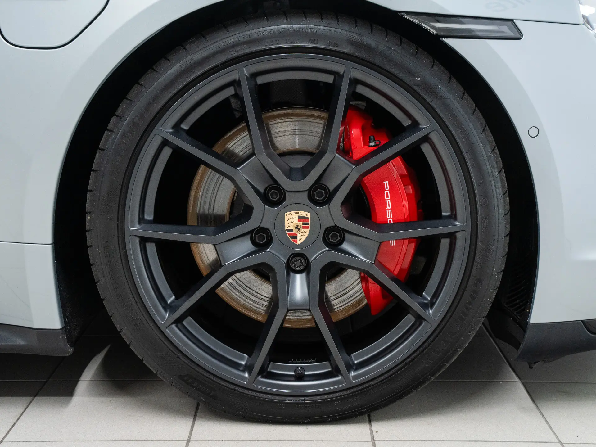 Taycan GTS