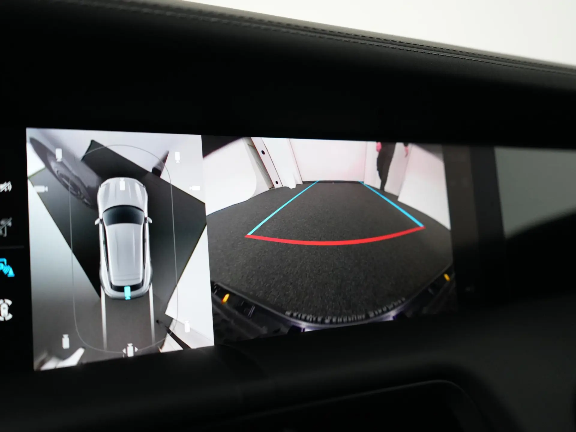 Taycan Sport Turismo Black Edition