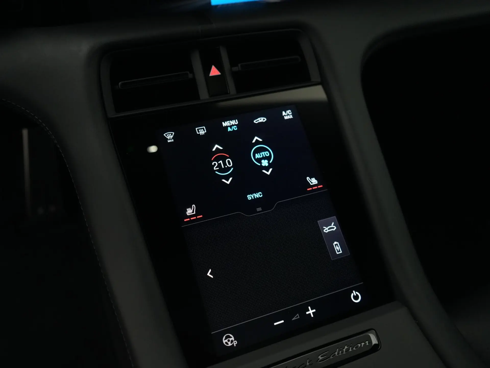 Taycan Sport Turismo Black Edition