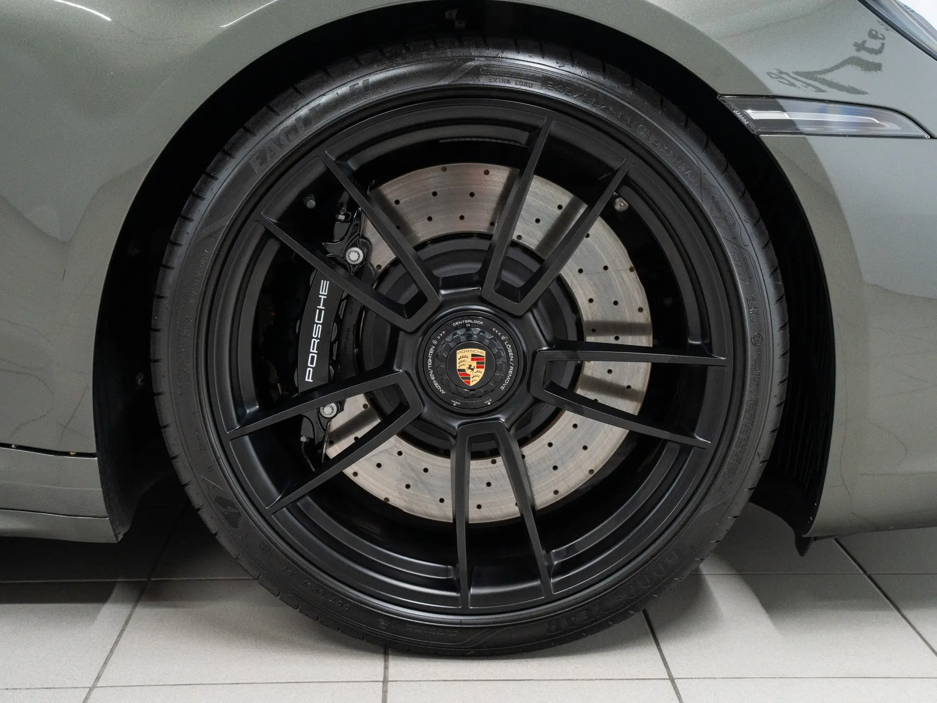 911 Carrera 4 GTS