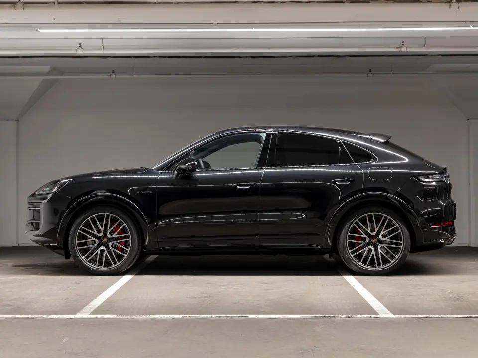 Porsche Cayenne Coupé 3.0 S E-Hybrid Black Edition